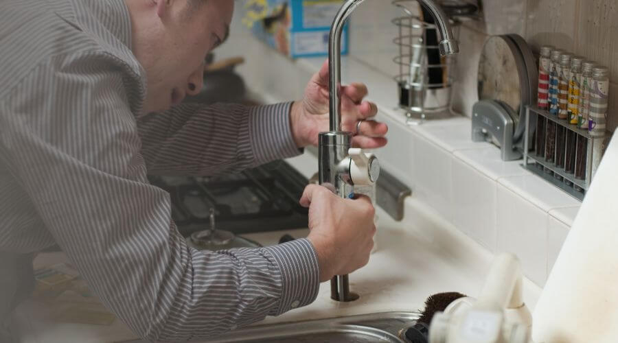 Local annual plumbing maintenance in Perry, IL